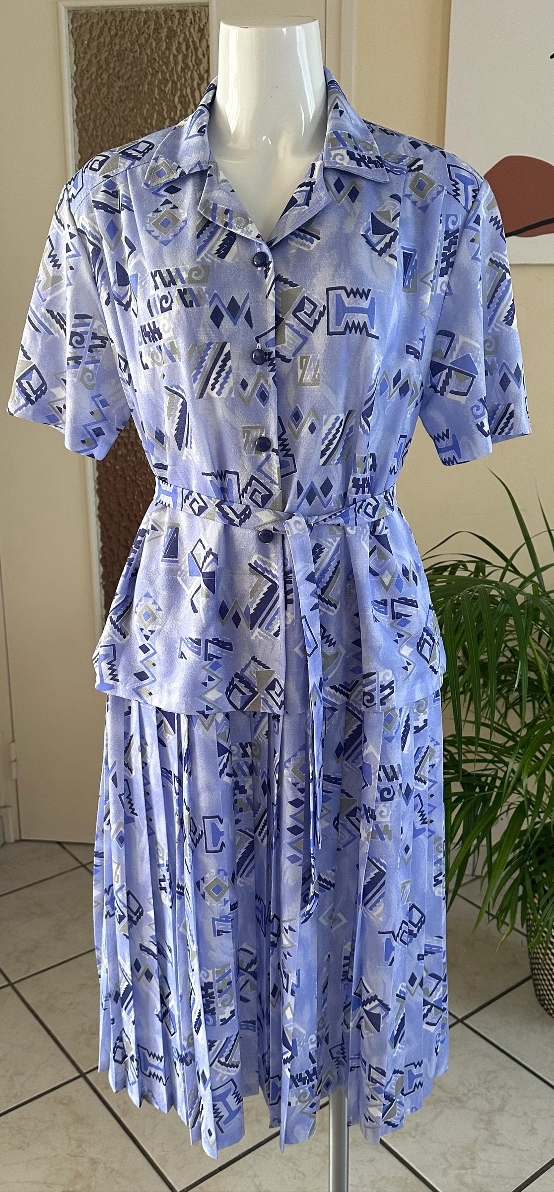 Robe Plissée Vintage avec Ceinture T38/40 – Fabrication Française – NEUVE